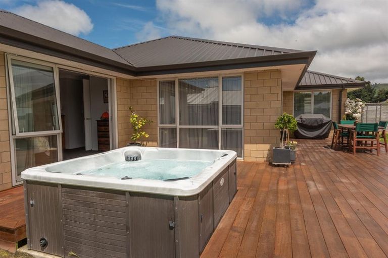 Photo of property in 7 Eric Batchelor Place, Waimate, 7924