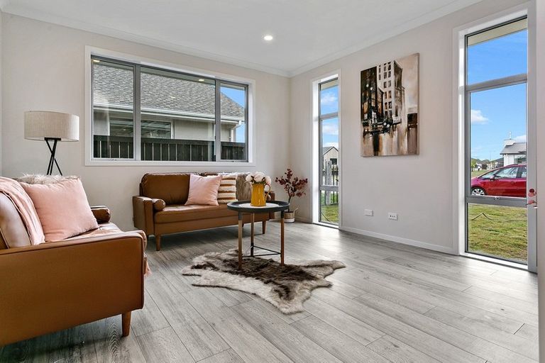 Photo of property in 39 Carnation Court, Cambridge, 3434