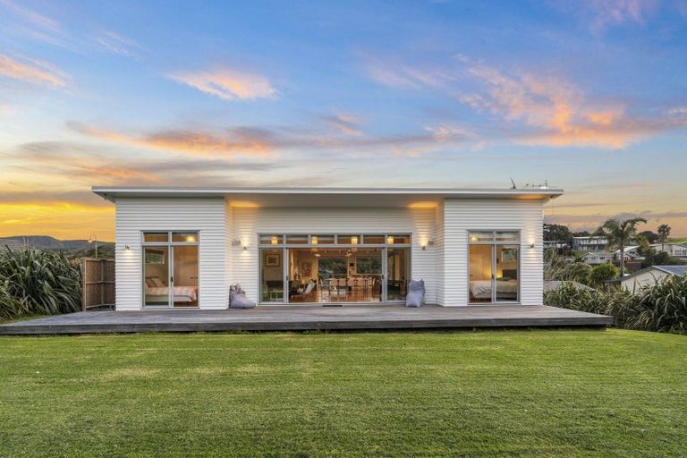 Photo of property in 15 Waterman Drive, Langs Beach, Waipu, 0582