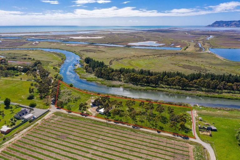 Photo of property in 734 Dillons Point Road, Dillons Point, Blenheim, 7273