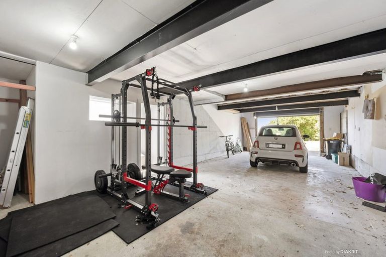 Photo of property in 6 Mitchell Street, Brooklyn, Wellington, 6021