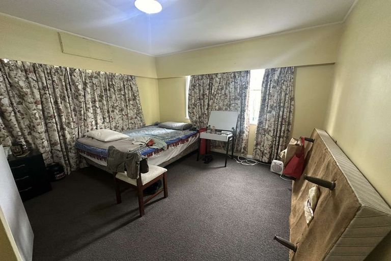 Photo of property in 2/253 Waterloo Road, Hutt Central, Lower Hutt, 5011