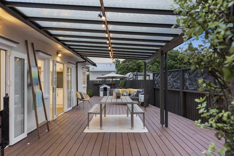 Photo of property in 110 Everitt Crescent, Whangamata, 3620