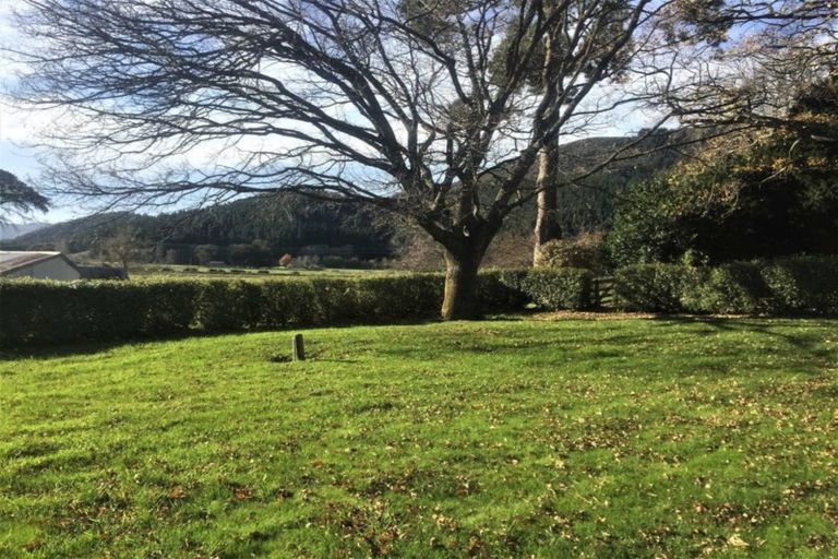 Photo of property in 345 Charteris Bay Road, Teddington, Lyttelton, 8971