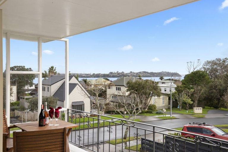 Photo of property in 3 Camwell Close, Bucklands Beach, Auckland, 2012