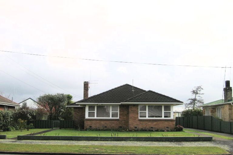 Photo of property in 11 Vardon Road, St Andrews, Hamilton, 3200