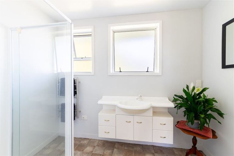 Photo of property in 3 Cassidy Place, Woodend, 7610