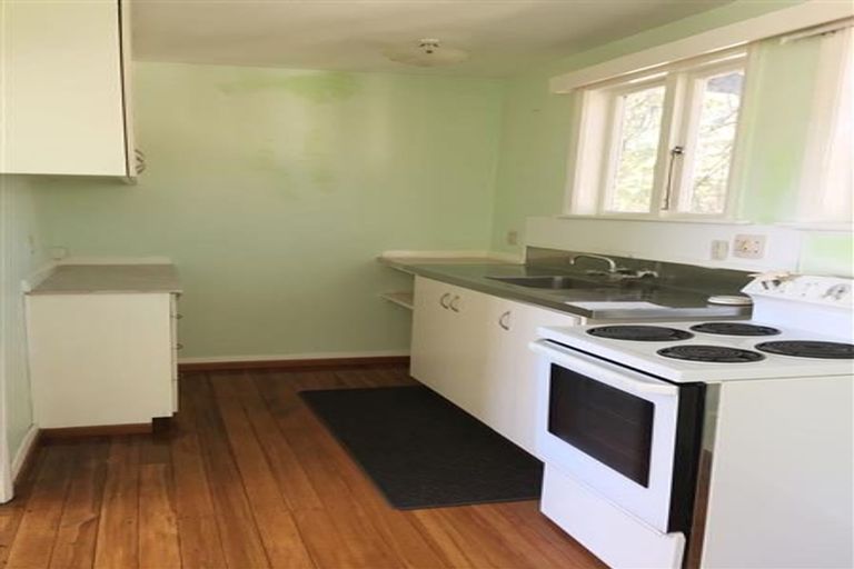 Photo of property in 1/37a Devon Street, Picton, 7220