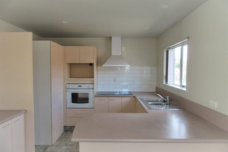 Photo of property in 2/54 Tilford Street, Woolston, Christchurch, 8062