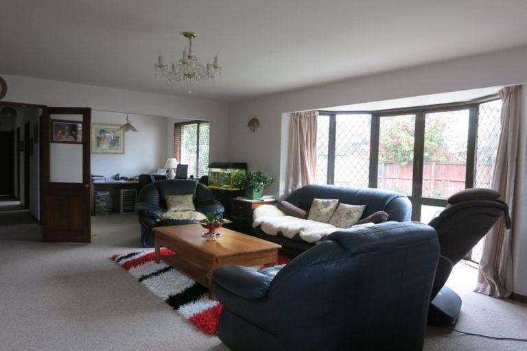 Photo of property in 17 San Rafael Place, Burnside, Christchurch, 8053