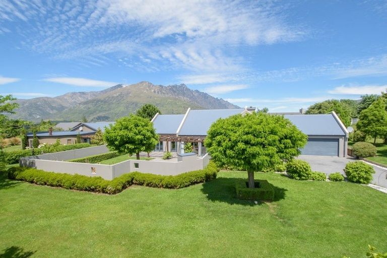 Photo of property in 31 Ferry Hill Drive, Lower Shotover, Queenstown, 9371
