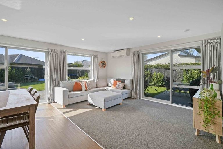 Photo of property in 6 Piper Street, Halswell, Christchurch, 8025