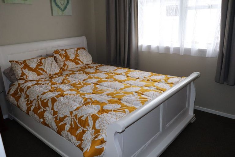 Photo of property in 65 Gorge Road, Maungaturoto, 0520