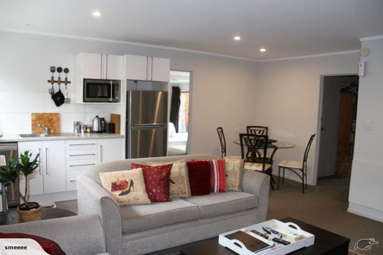 Photo of property in 43 Sharon Road, Waiake, Auckland, 0630