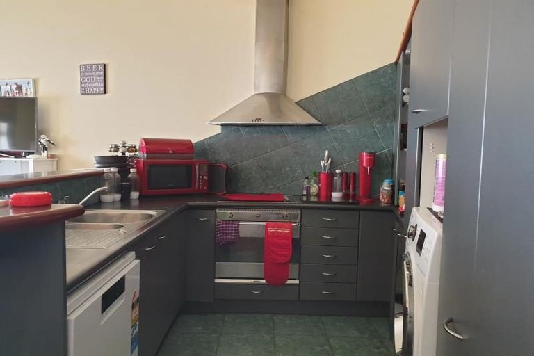 Photo of property in Sirocco Apartments, 811/8 Church Street, Wellington Central, Wellington, 6011