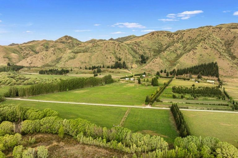Photo of property in 560 Hurunui Bluff Road, Hurunui, Hawarden, 7385
