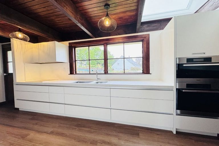 Photo of property in 37 Helmores Lane, Merivale, Christchurch, 8014