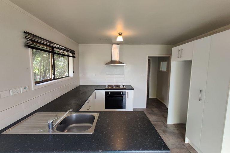 Photo of property in 33 Leaver Place, Weymouth, Auckland, 2103