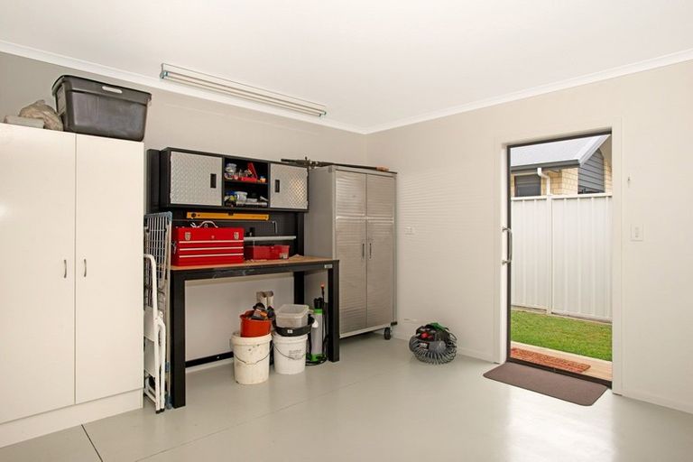 Photo of property in 21 Fisher Place, Lytton West, Gisborne, 4010