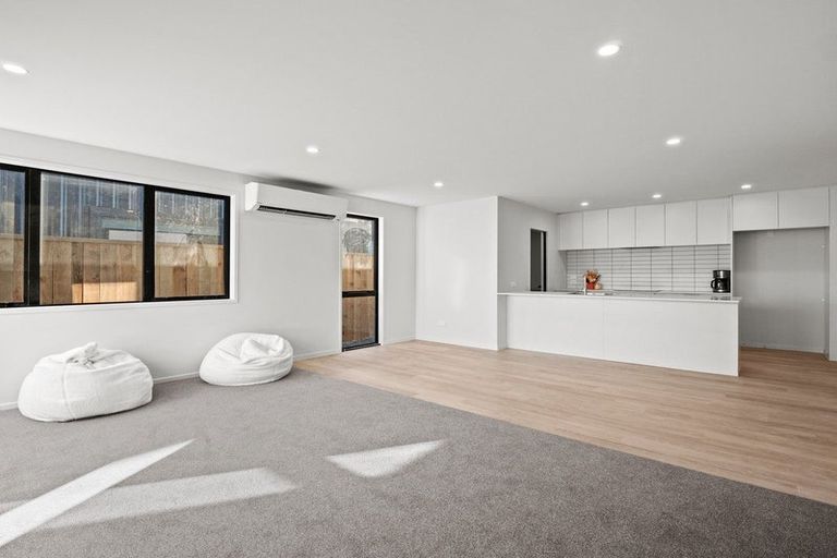 Photo of property in 16 Waterfowl Road, Jacks Point, 9371