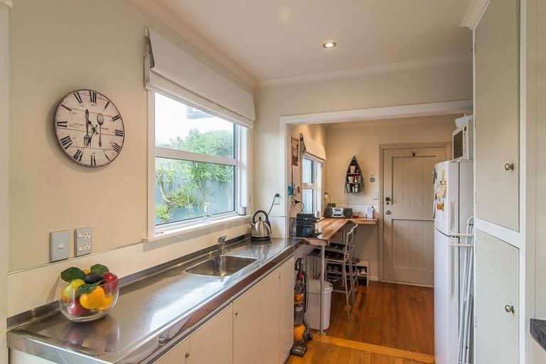 Photo of property in 59 Waimea Road, Waikanae Beach, Waikanae, 5036