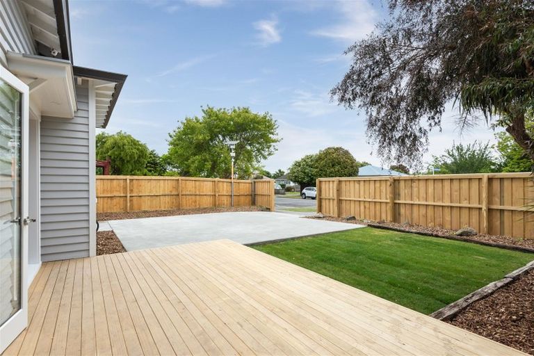 Photo of property in 42 Tilford Street, Woolston, Christchurch, 8062