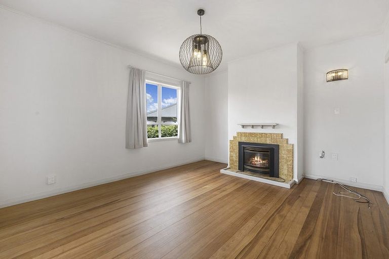 Photo of property in 73 Tirau Street, Putaruru, 3411