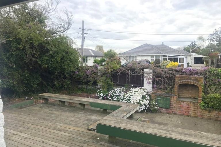 Photo of property in 12 Niagara Street, Wainoni, Christchurch, 8061