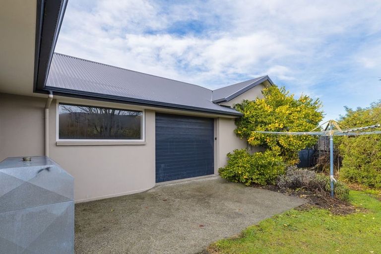 Photo of property in 238 Queen Street, Waimate, 7924