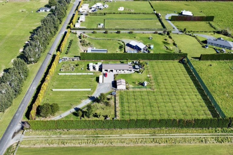 Photo of property in 16 Hogbin Road, Te Teko, Whakatane, 3193