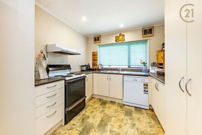 Photo of property in 14 Margarita Rise, Pukekohe, 2120