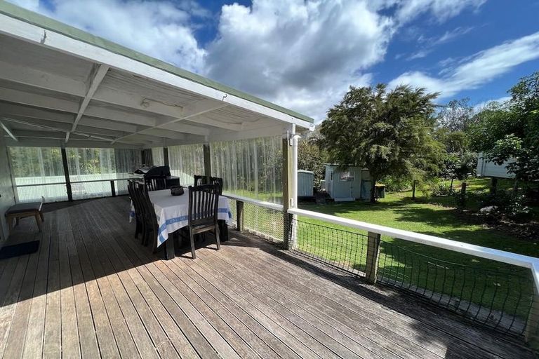 Photo of property in 730 Whangaruru North Road, Whangaruru, Hikurangi, 0184