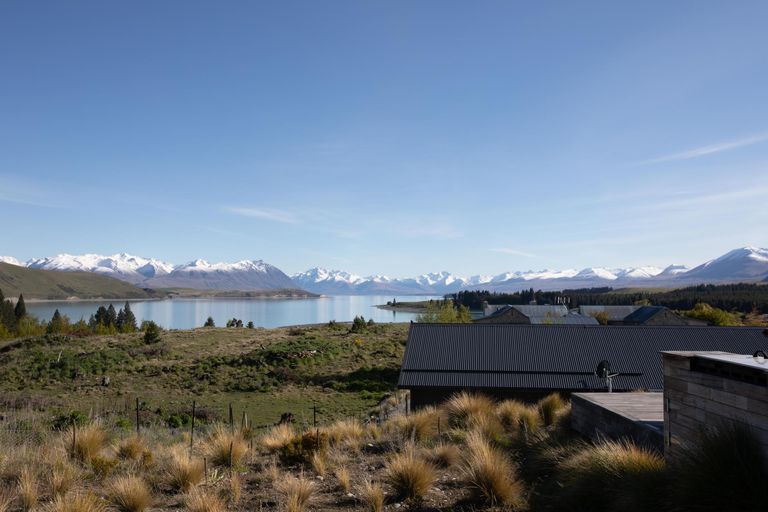 Photo of property in 24 Mistake Drive, Lake Tekapo, 7999