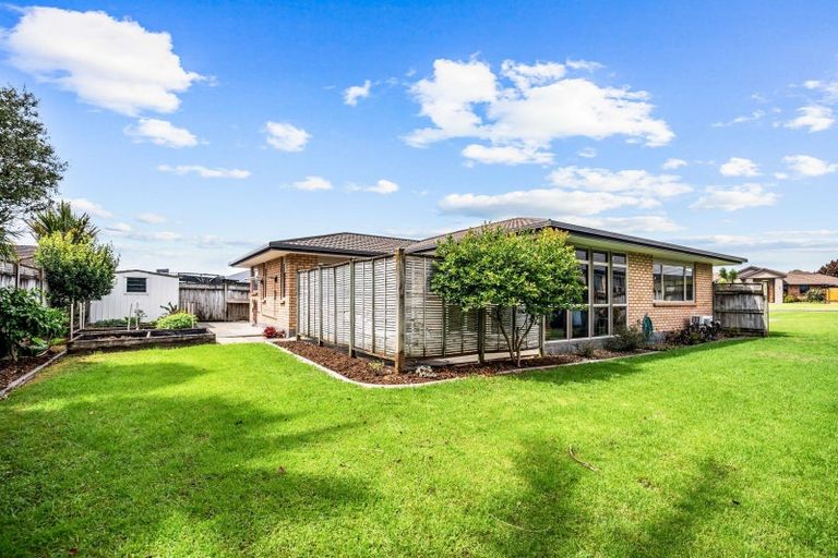 Photo of property in 11 Conifer Grove, Te Kamo, Whangarei, 0112