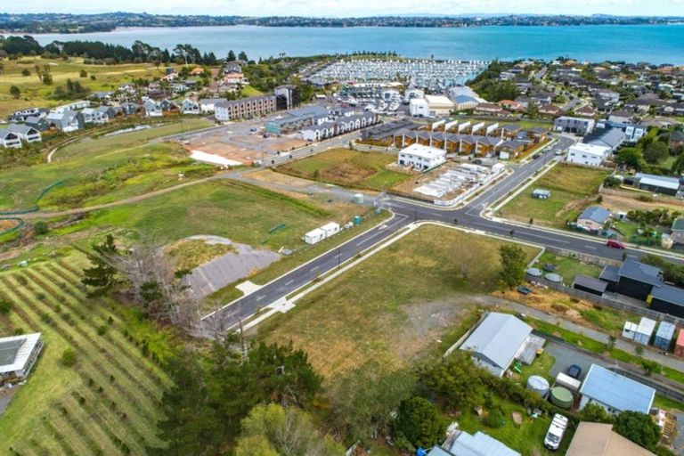 Photo of property in 4 Seventh View Avenue, Beachlands, Auckland, 2018