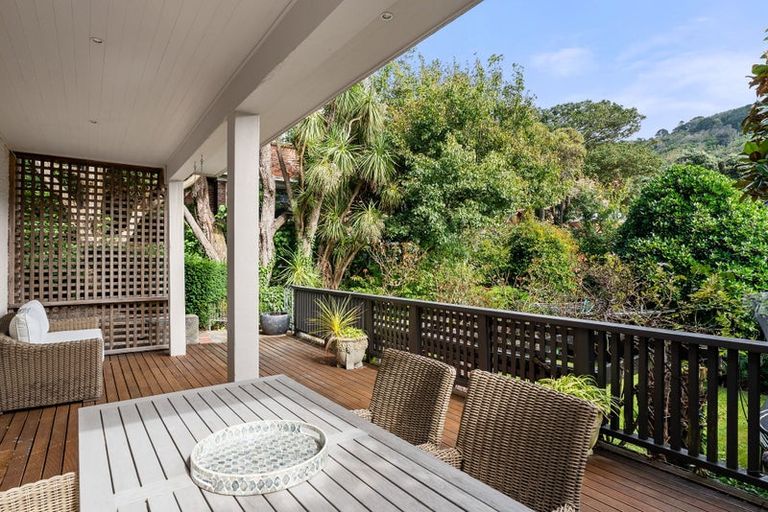 Photo of property in 84 Bolton Street, Kelburn, Wellington, 6012