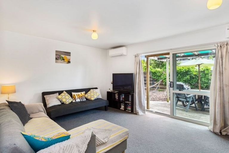 Photo of property in 20b Dickson Road, Papamoa Beach, Papamoa, 3118