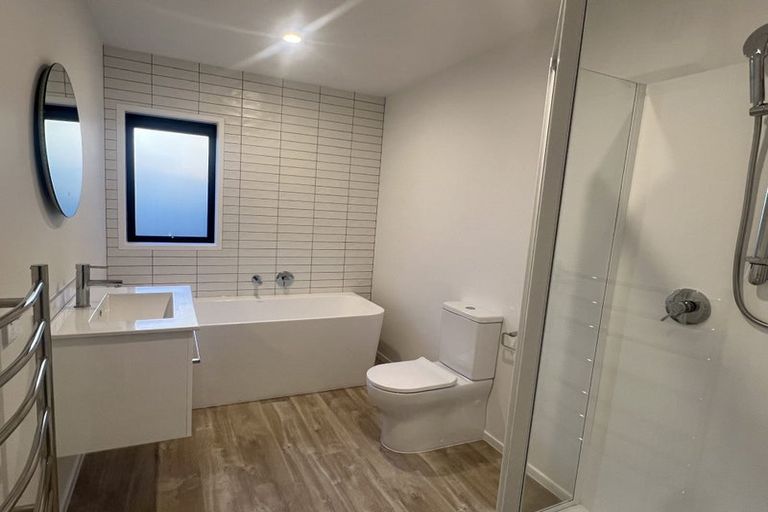 Photo of property in 12 Corriedale Road, Jacks Point, 9371