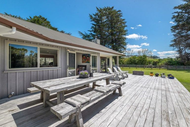 Photo of property in 19 Valley Road, Waitoki, Kaukapakapa, 0871