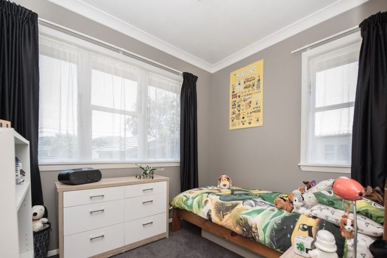 Photo of property in 37 Seddon Street, Wallaceville, Upper Hutt, 5018