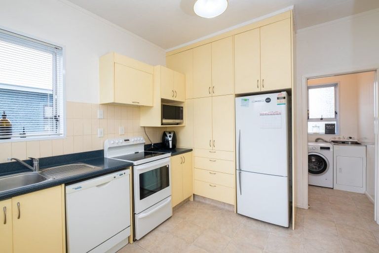 Photo of property in 7 Mill Road, Clive, 4102