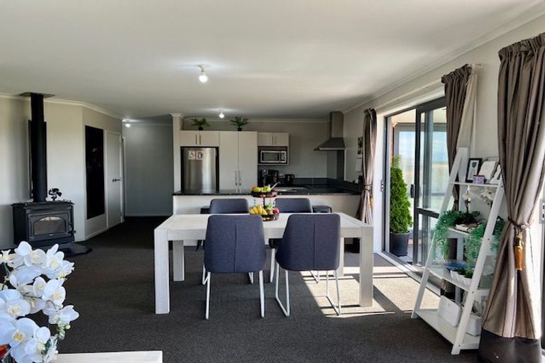 Photo of property in 1 Reeds Road, Darfield, 7510