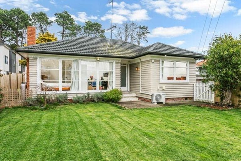 Photo of property in 141 Portage Road, New Lynn, Auckland, 0600