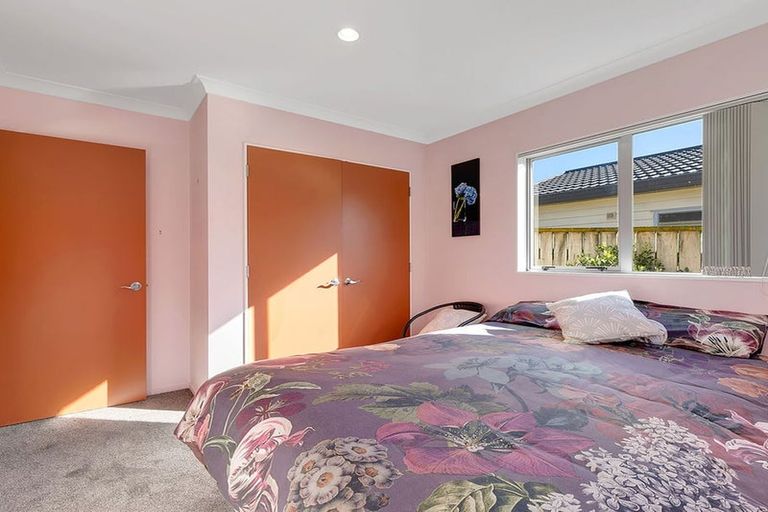 Photo of property in 16 Pohutukawa Grove, Titahi Bay, Porirua, 5022
