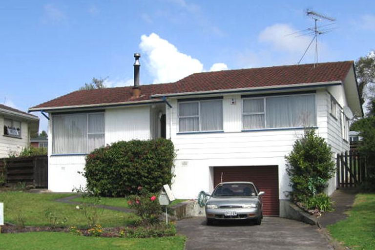 Photo of property in 51 Felgrove Street, Glendene, Auckland, 0602