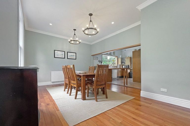 Photo of property in 8 Liffey Crescent, Island Bay, Wellington, 6023