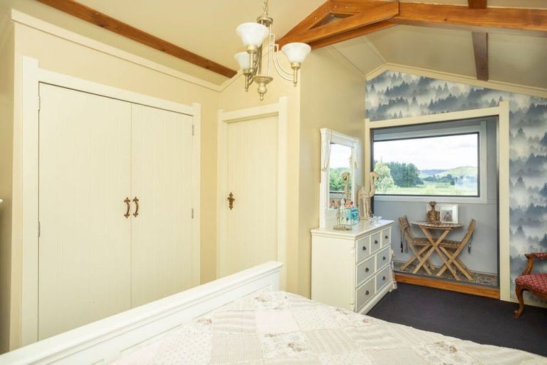 Photo of property in 72 Township Road, Kumeroa, Woodville, 4997