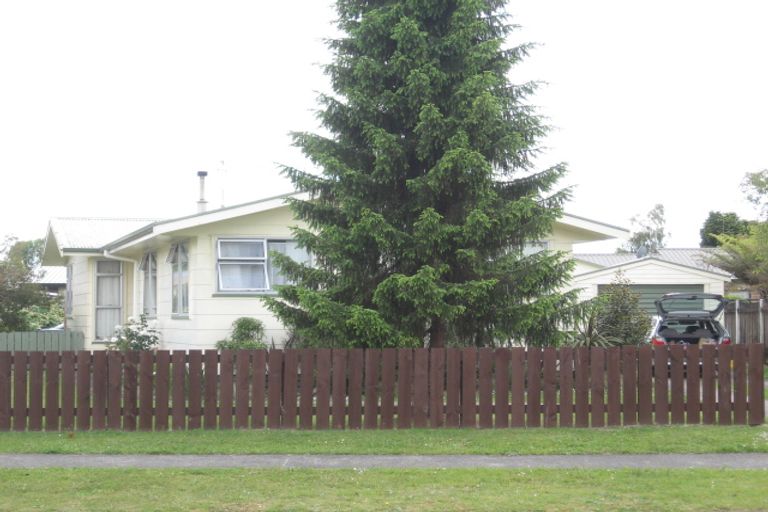 Photo of property in 39 Browning Street, Leamington, Cambridge, 3432