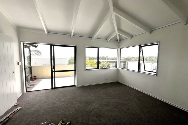 Photo of property in 23 Joydon Place, Stanmore Bay, Whangaparaoa, 0932
