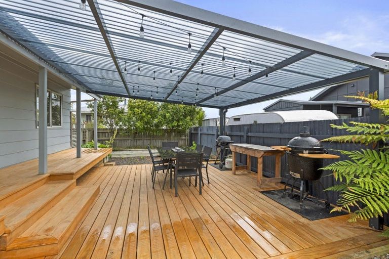 Photo of property in 43a Wallis Street, Raglan, 3225